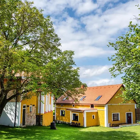 Statek P22 Holiday home *